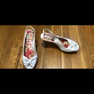 American eagle wedges